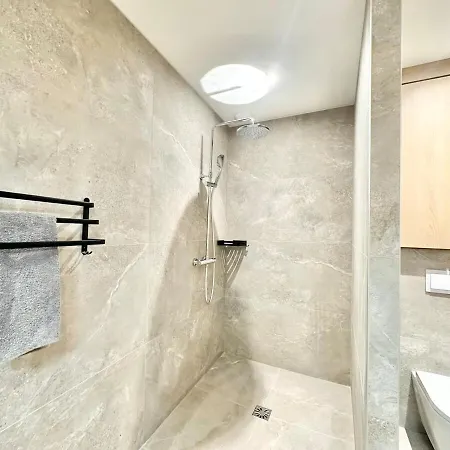 Appartement L'evasion Verte - Lumineux - Spacieux - Parking Prive - Calme *